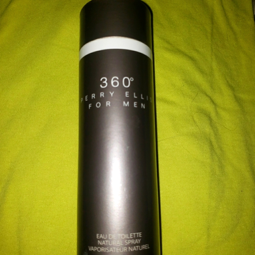 PERRY ELLIS SPRAY COLOGNE